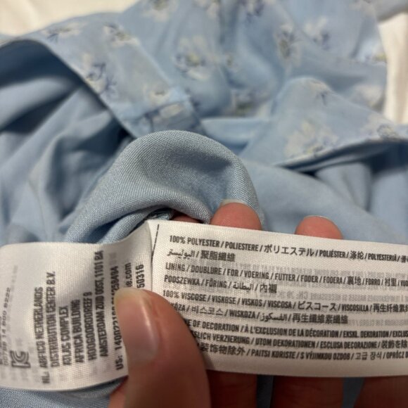 5/$25 💐 | Abercrombie Wrap Blouse - Picture 5 of 5